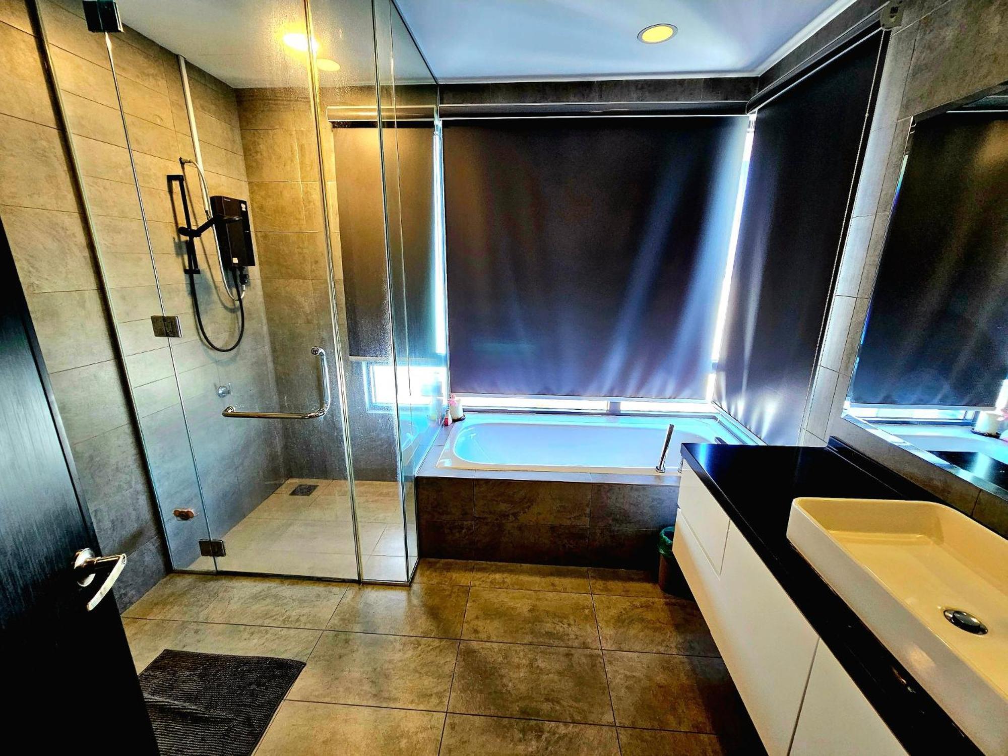Usj One Subang Jaya By Widebed Appartement Buitenkant foto