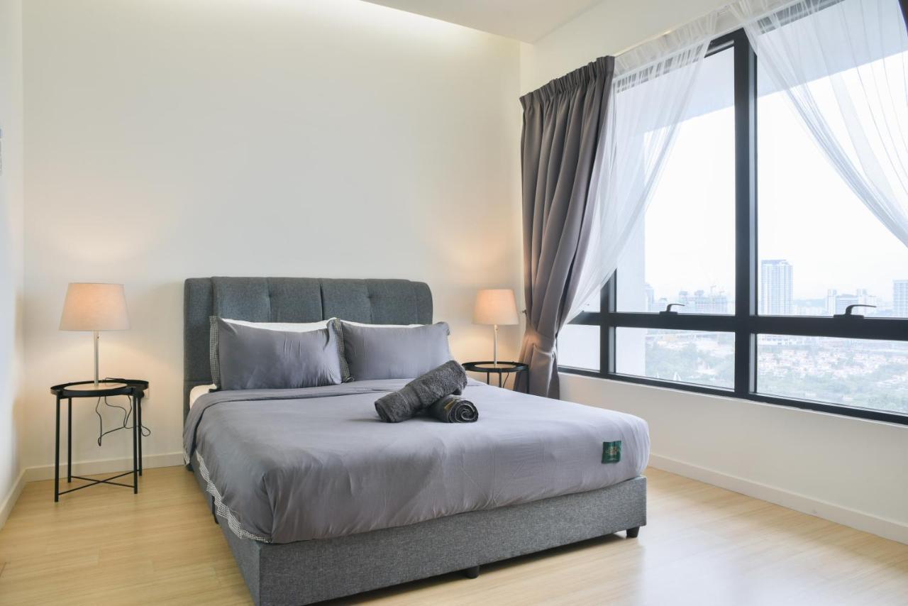 Usj One Subang Jaya By Widebed Appartement Buitenkant foto